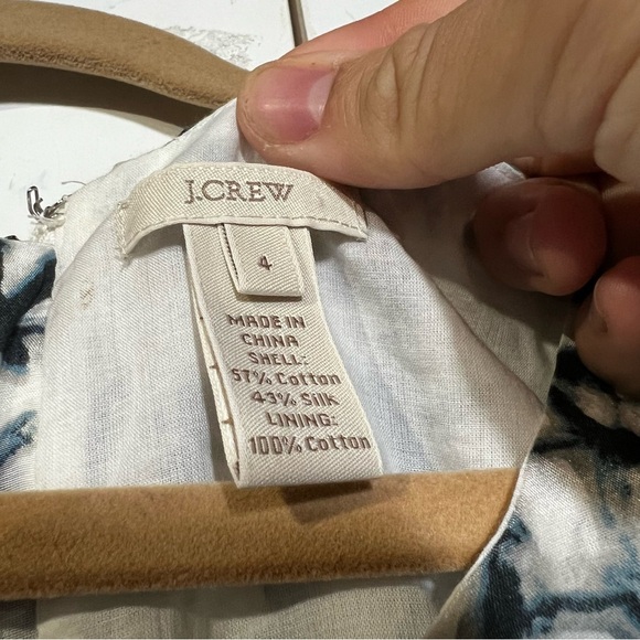 J. Crew Sheath Dress Silk Starfish Pattern Faux Wrap Silk Blue and White Size 4 - Picture 5 of 5